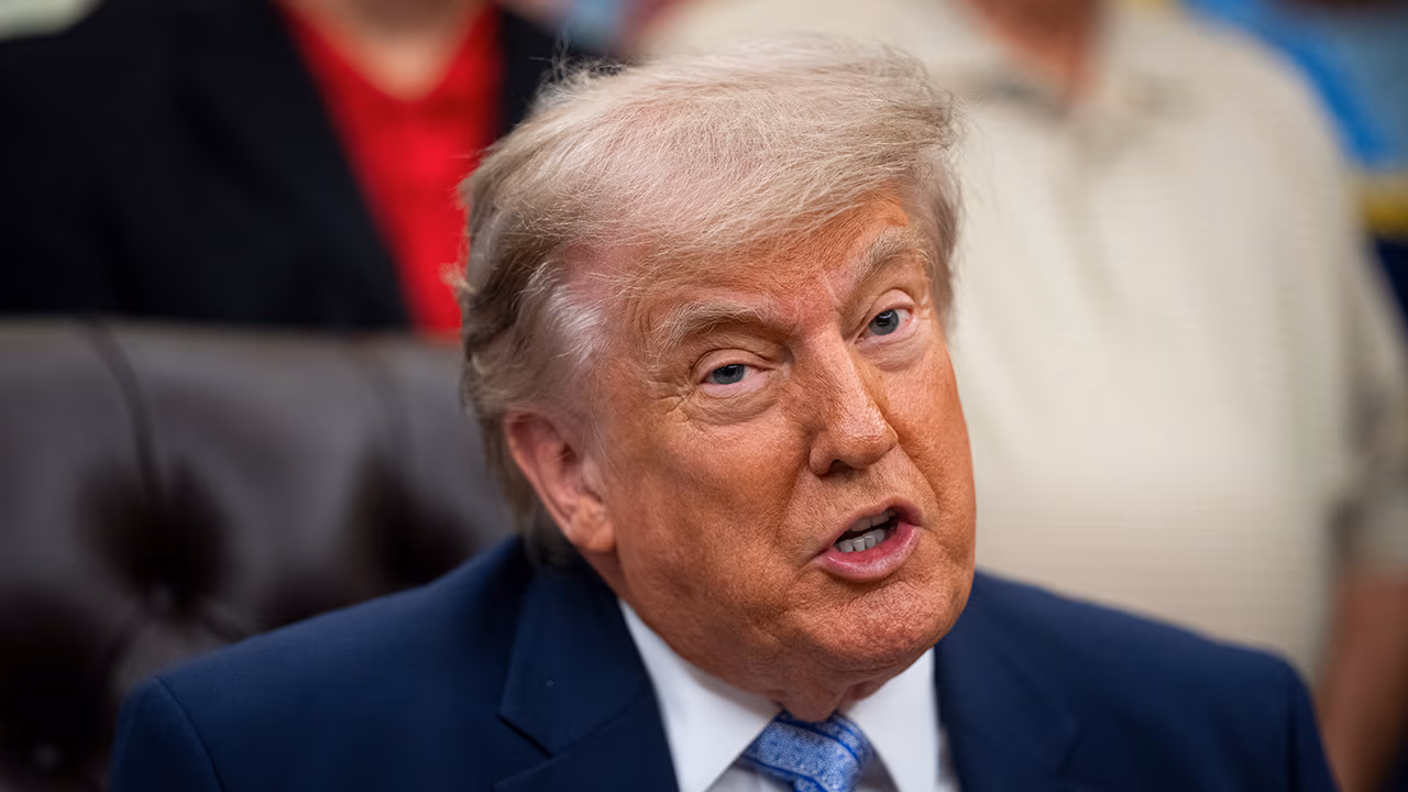 トランプ大統領が演説する様子